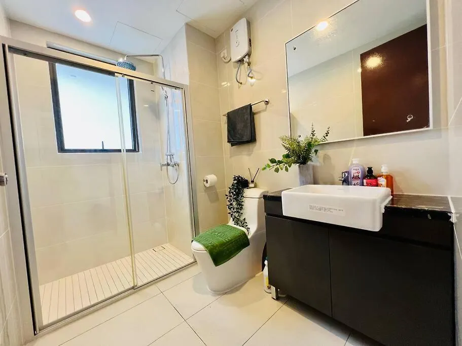 Country Garden Danga Bay Bay Laurel By R9 Homestay Johor Bahru Malaysia