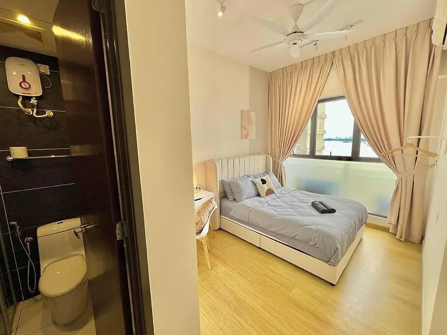 Apartment Country Garden Danga Bay Bay Laurel By R9 Homestay Johor Bahru