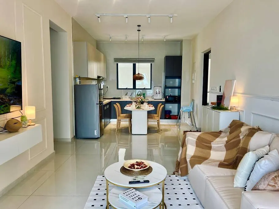 Apartment Country Garden Danga Bay Bay Laurel By R9 Homestay Johor Bahru